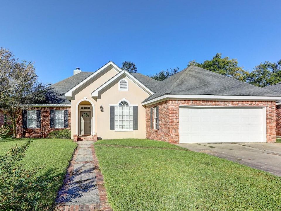 1st image of 405 Tuscany Valley Dr