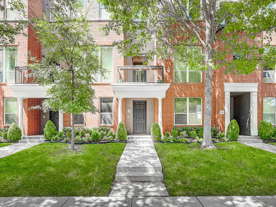 4411 McKinney Ave #4