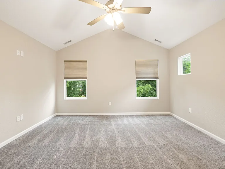 8035 E Glen Rd — Photo 26