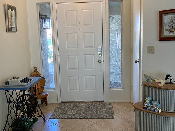 5th image of 4310 E Amberwood Dr