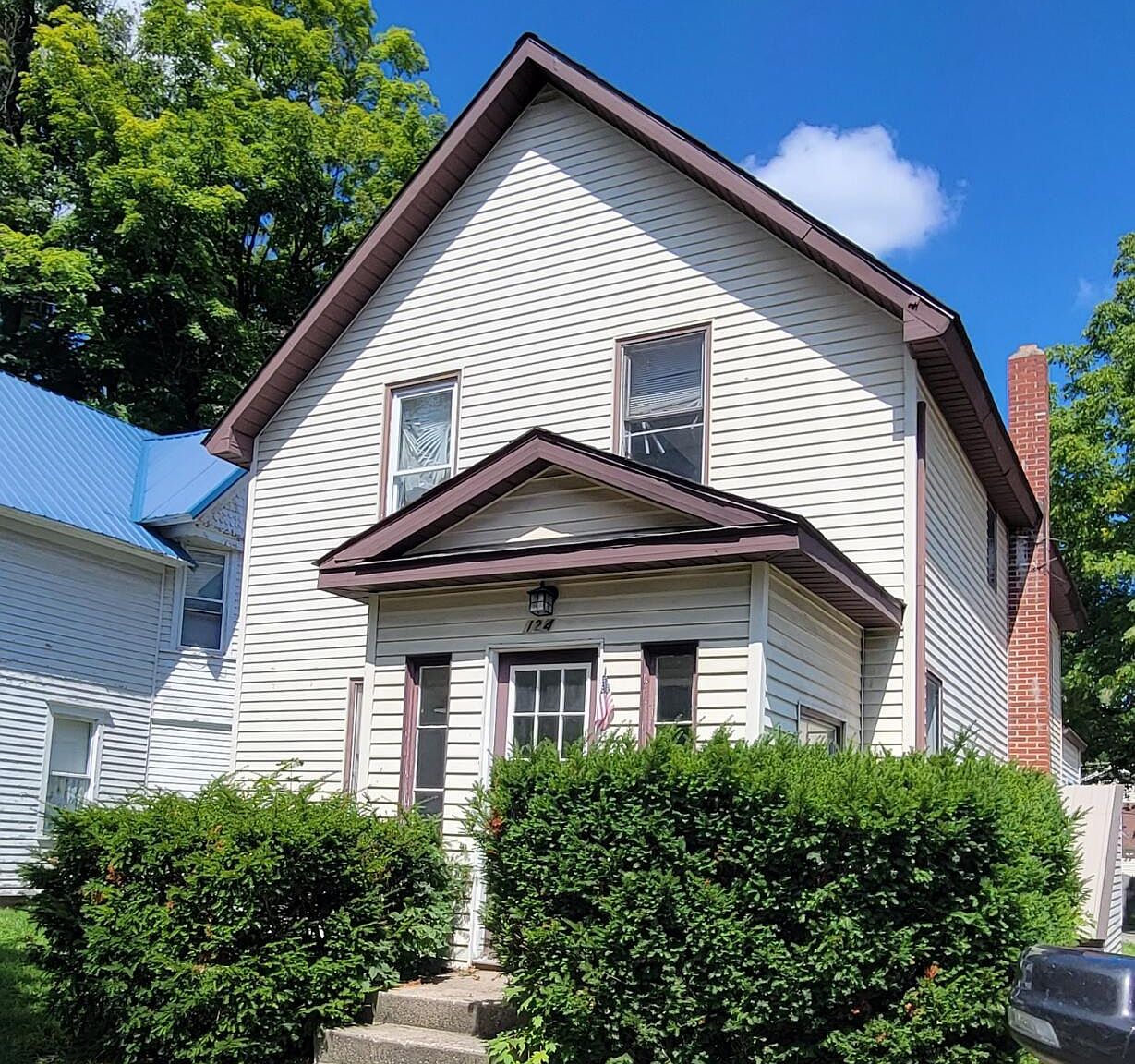 124 Woodward Ave, Big Rapids, MI 49307 Zillow
