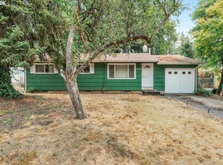 210 NE 167th Pl, Portland, OR 97230