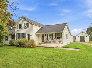 18944 S Lakeside Rd, New Buffalo, MI 49117
