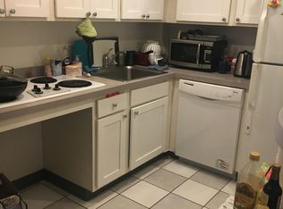 542 Commonwealth Ave #2D, Boston, MA 02215