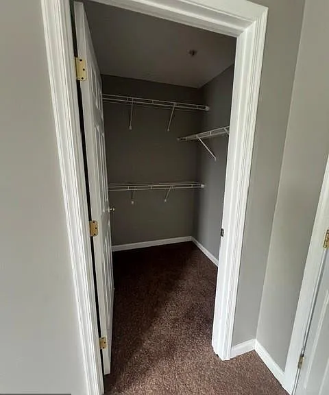519 Eisenhower Dr — Photo 9