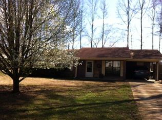 1608 Fox Chase Rd, Corinth, MS 38834