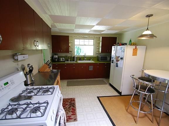 4th image of 326 Milroy St NW