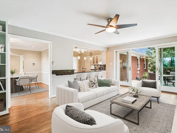 2322 S Pierce St, Arlington, VA 22202