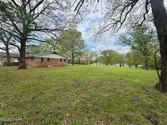 4th image of 25636 Fir Rd