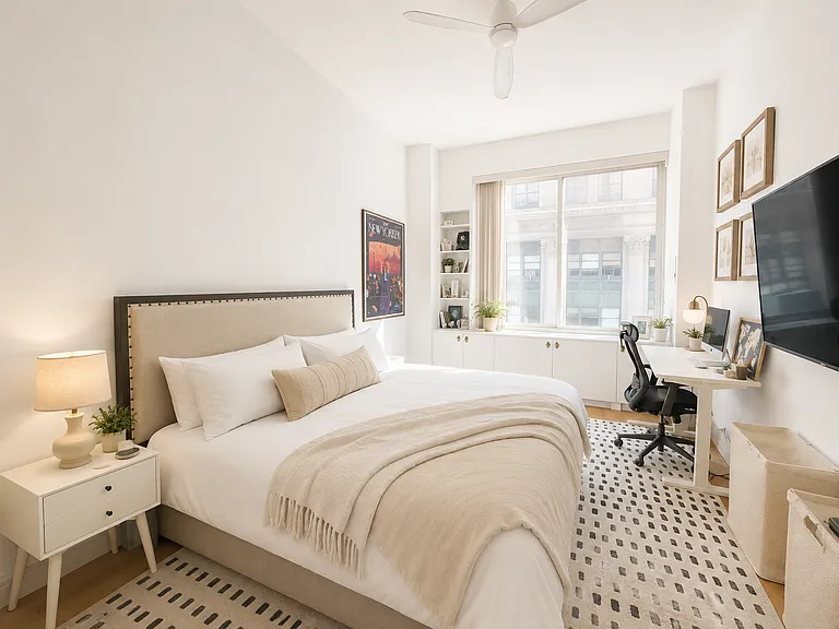 350 W 50th St #6U — Photo 3