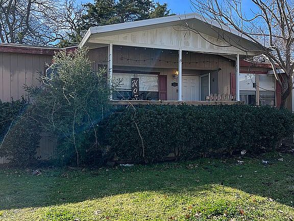 4th image of 1139 Breezy Oaks