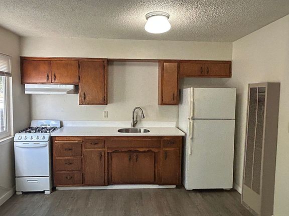 3rd image of 1524 Chestnut St #2