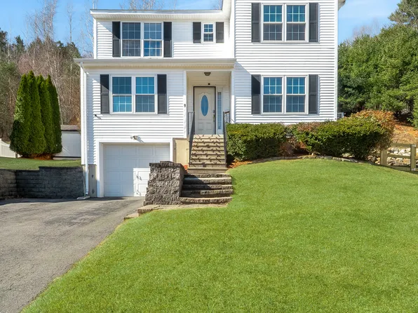 9 Ridge View Terrace, New Hartford, CT 06057