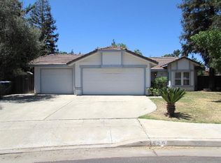 820 Bliss Ave, Clovis, CA 93611