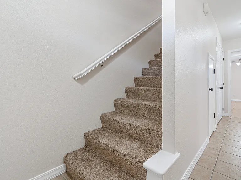 2431 Bowman Dr — Photo 11