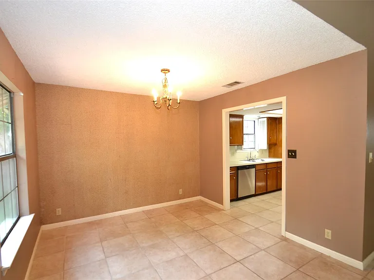 8833 Tallwood Dr — Photo 6