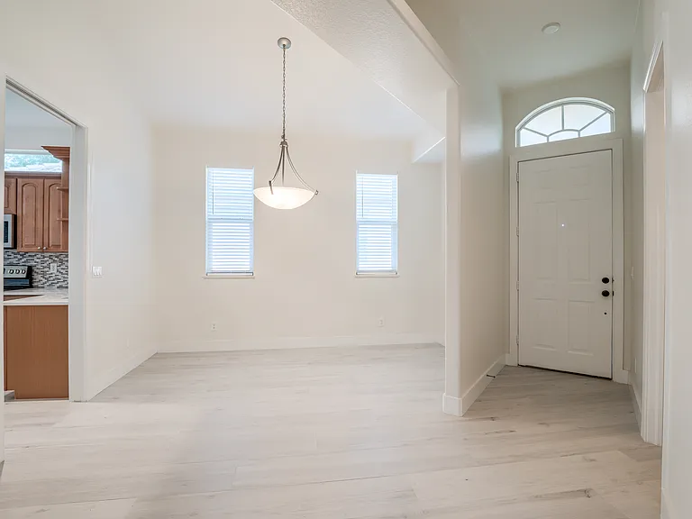 14854 Toscana Way — Photo 7