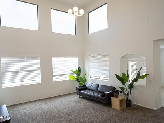 3rd image of 4818 W SAMANTHA Way