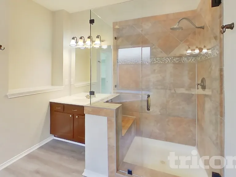 11222 Raveneaux Dr — Photo 9