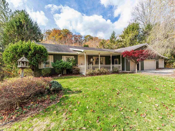 435 Pricketts Fort Rd, Fairmont, WV 26554