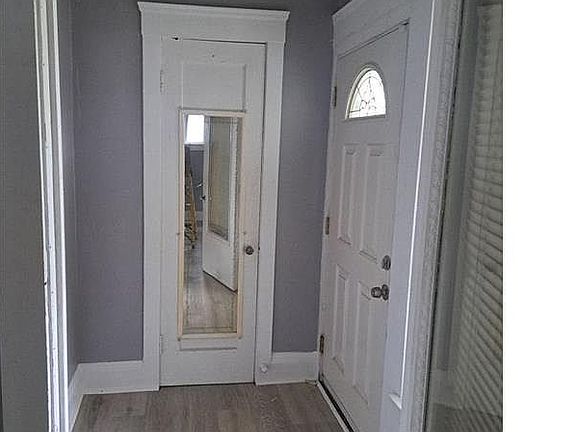 3rd image of 9402 Kempton Ave
