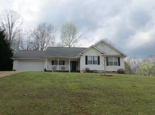 513 Ash Wood Ln, Cleveland, GA 30528