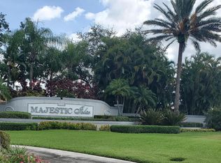 10724 ROYAL CARIBBEAN Circle, Boynton Beach, FL 33437