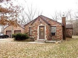 2nd image of 2901 Scott Ave