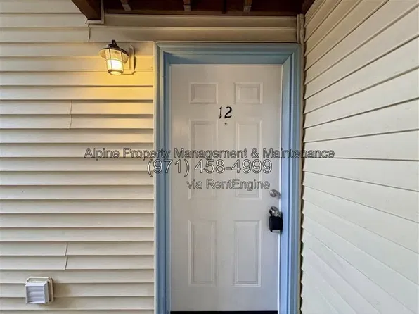 13066 SE Powell Blvd, Portland, OR