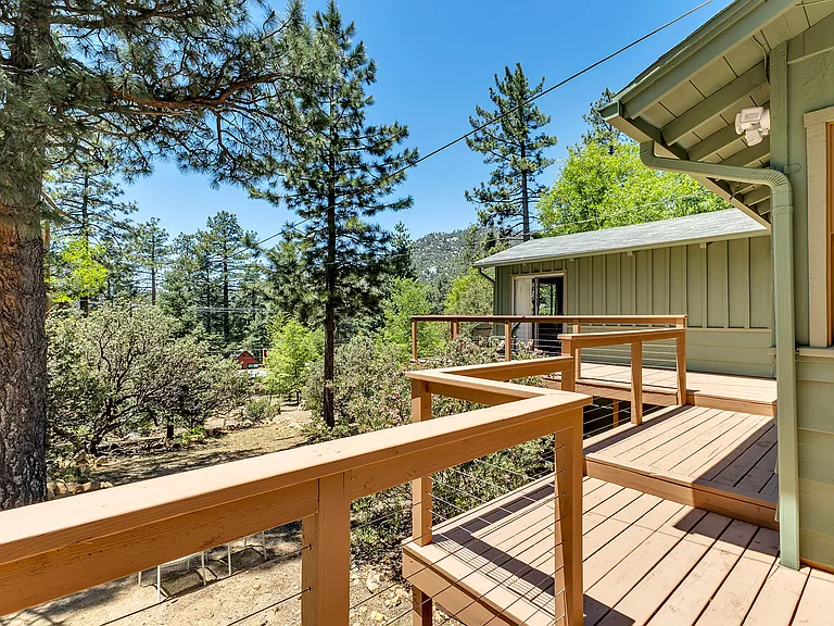 25465 Seneca Dr — Photo 36