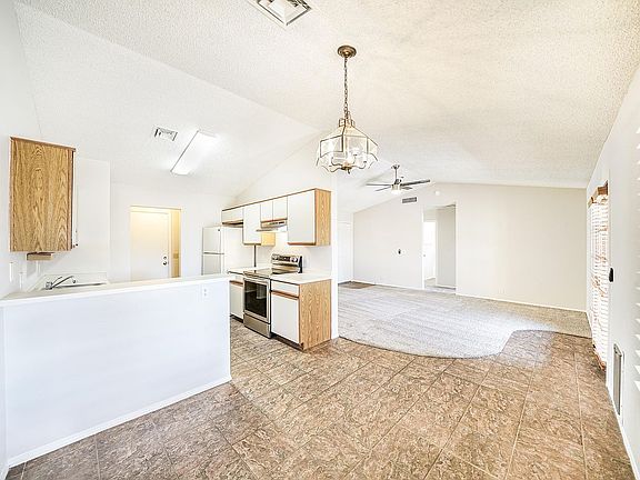 5th image of 10022 N 66th Ln