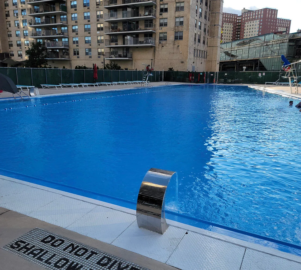 2 bed, 1000 sqft, $3,600 — Photo 4