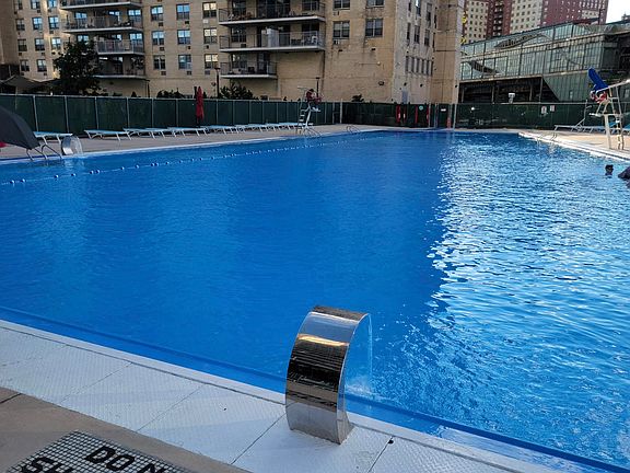 4th image of 501 Surf Ave #12