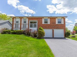 3684 Whispering Trails Dr, Hoffman Estates, IL 60192