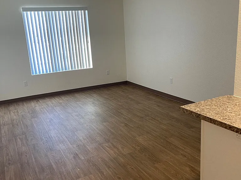 Casa de Sierra Senior Apartments — Photo 13