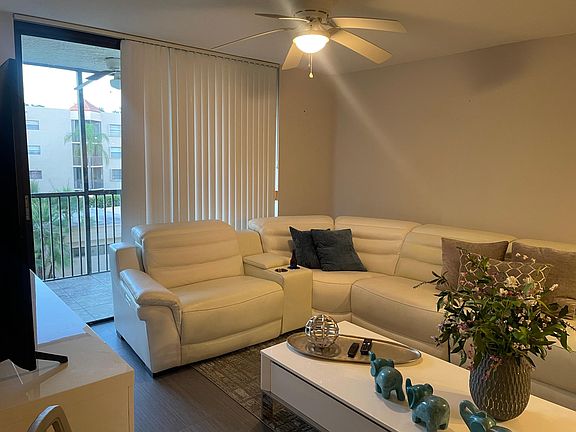 4th image of 10401 W Broward Blvd APT 304