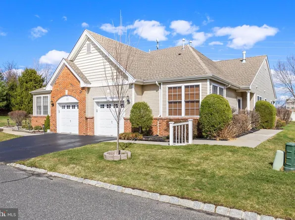 119 Burholme Dr, Hamilton, NJ 08691