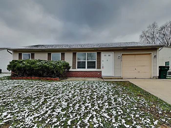 4073 Fairoaks Dr — Photo 1