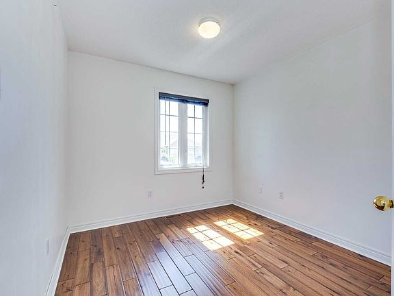 4th image of 37 Andrika Ct