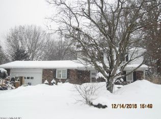5670 Whitmore St, Kalamazoo, MI 49004