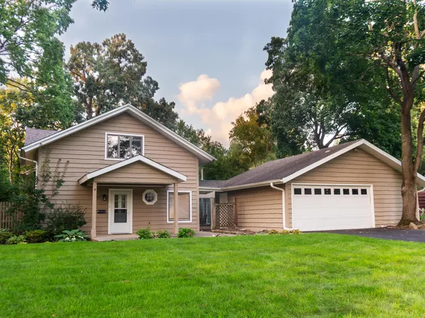 2419 Suffolk Ln, Joliet, IL 60433