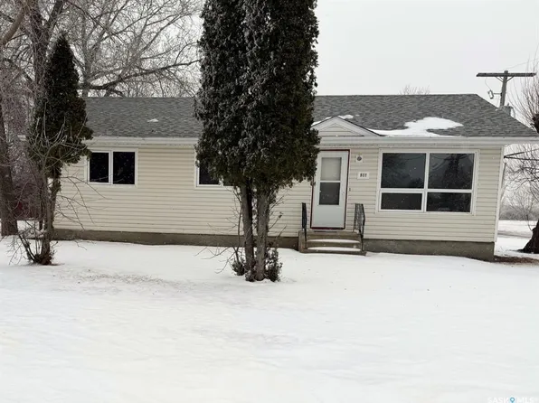 801 Prospect AVENUE, Oxbow, SK S0C 2B0