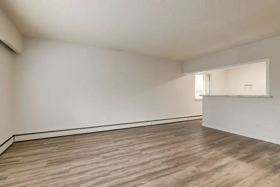 Peyto Apartments — Photo 3