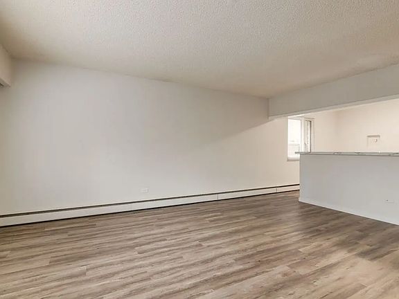 2nd image of 1028 13th Ave SW #1