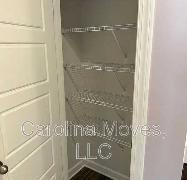 206 Telford Dr — Photo 9