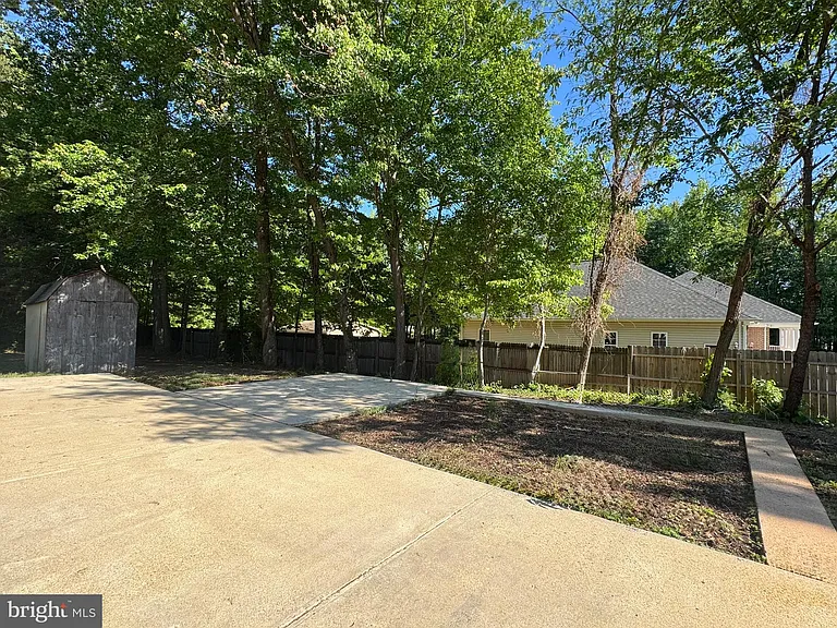 8190 Marshall Corner Rd — Photo 24