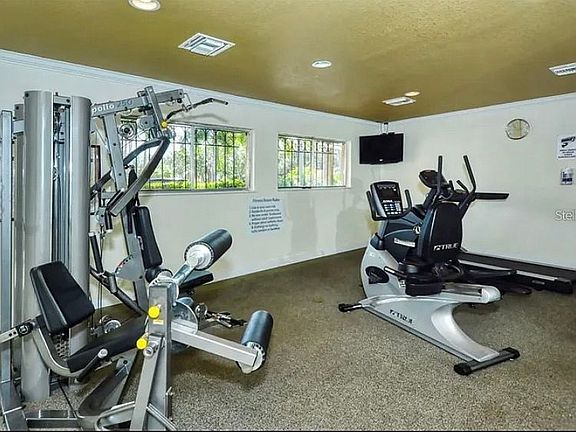 5th image of 1989 Toucan Way Unit 100