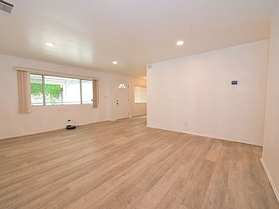 5th image of 153 W Green St