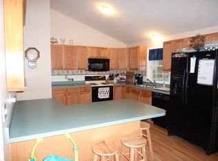 526 Riceville Rd, Athol, MA 01331