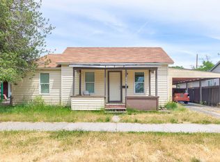 314 SW J St, Grants Pass, OR 97526